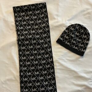 Michaels Kors Women’s Metallic Black Diamond Logo Scarf and Hat 2 piece set